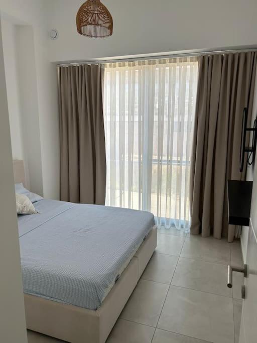 Penthouse Med Privat Saltvannsbasseng Pa Esentepe Beach 키레니아 외부 사진