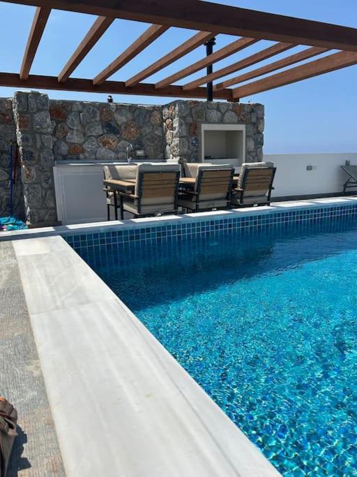 Penthouse Med Privat Saltvannsbasseng Pa Esentepe Beach 키레니아 외부 사진